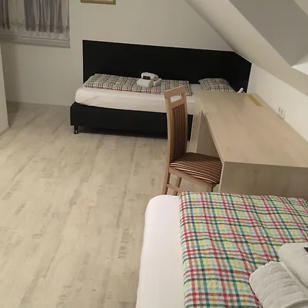 Πανσιόν Penny Gross Sisbeck